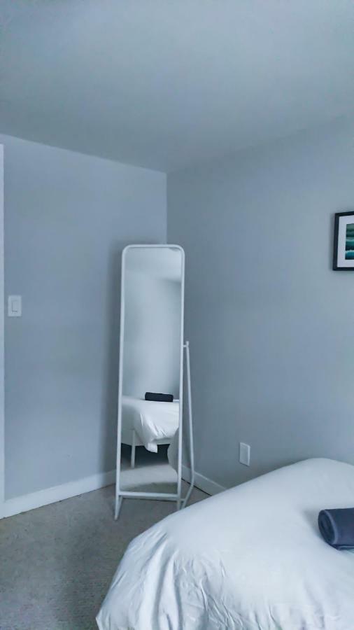Spacious 3 Bdrm Home Near Downtown Ottawa Exterior photo